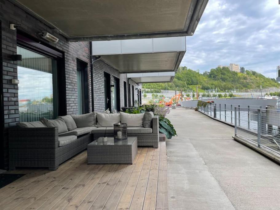 Oceanfront Apartment - Oslo Central - Private Patio Exterior foto